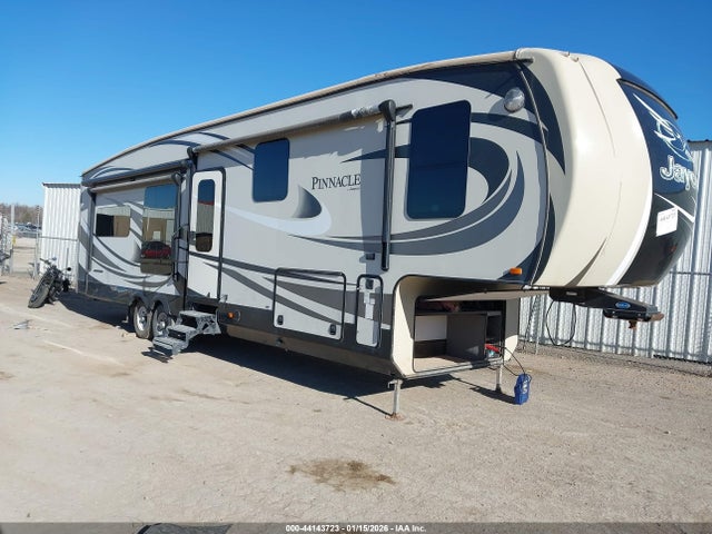2016 Jayco Pinnacle 36reqs მანქანა იყიდება აუქციონზე, vin: 1UJCJ0BV6G1RB0092, აუქციონის ნომერი: 44143723