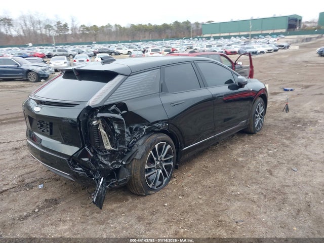 2025 CADILLAC OPTIQ 3GYK3EMR9SS223505 Photo 3