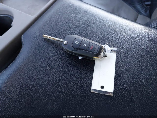 44143837 :رقم المزاد ، 1FT7W2BT6KED90642 vin ، 2019 Ford F-250 Xl مزاد بيع