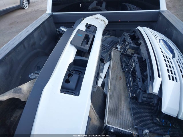 44143837 :رقم المزاد ، 1FT7W2BT6KED90642 vin ، 2019 Ford F-250 Xl مزاد بيع