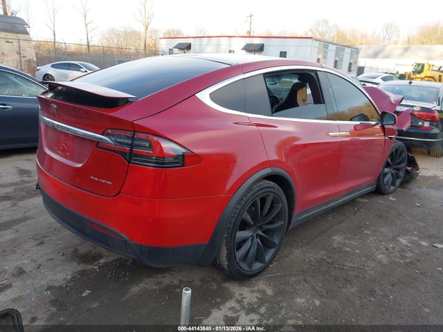 5YJXCBE20KF192231 Tesla Model X 100d/75d/long Range