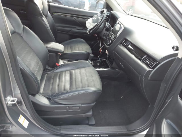 2019 MITSUBISHI OUTLANDER JA4AD3A33KZ046224 Photo 4