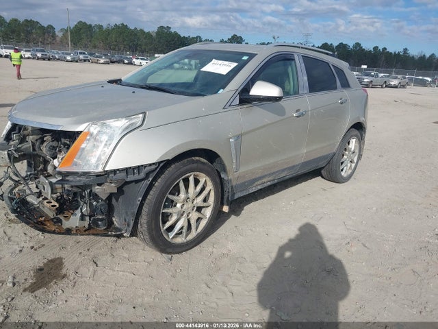 44143916 :رقم المزاد ، 3GYFNCE32GS506796 vin ، 2016 Cadillac Srx Performance Collection مزاد بيع