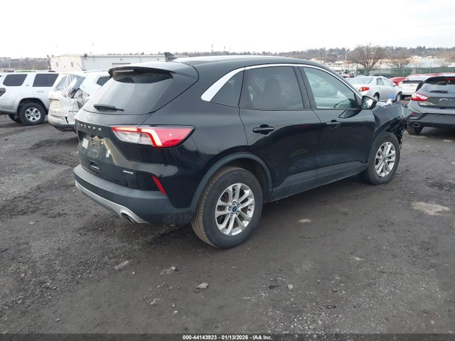 1FMCU9G6XLUC75917 Ford ESCAPE SE
