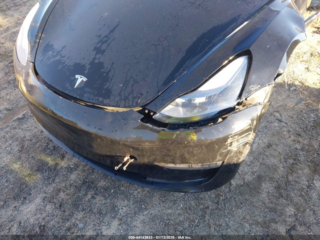 5YJ3E1EBXJF170559 Tesla Model 3 Long Range/performance