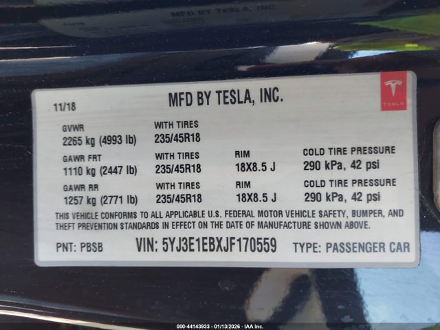 2018 TESLA MODEL 3 5YJ3E1EBXJF170559 Photo 8