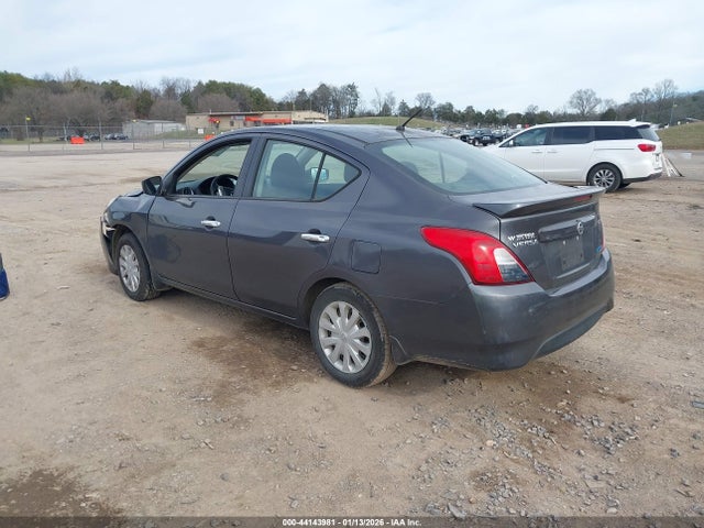 2015 NISSAN VERSA 3N1CN7AP0FL905792 Photo 2