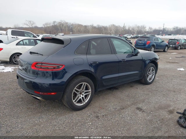 2018 PORSCHE MACAN WP1AA2A53JLB01877 Photo 3