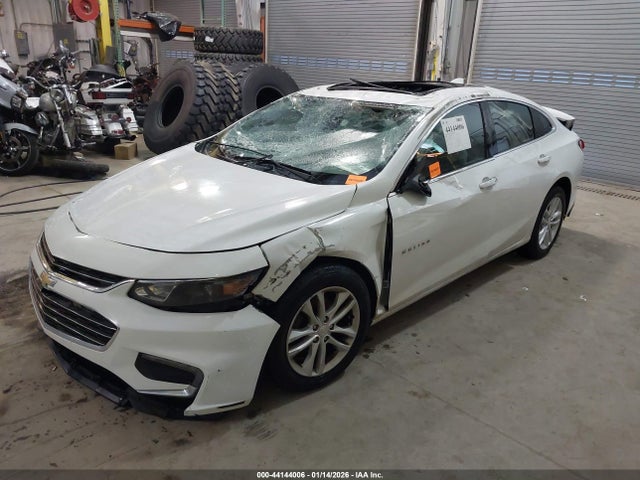 1G1ZD5ST7JF122328 Chevrolet MALIBU LT