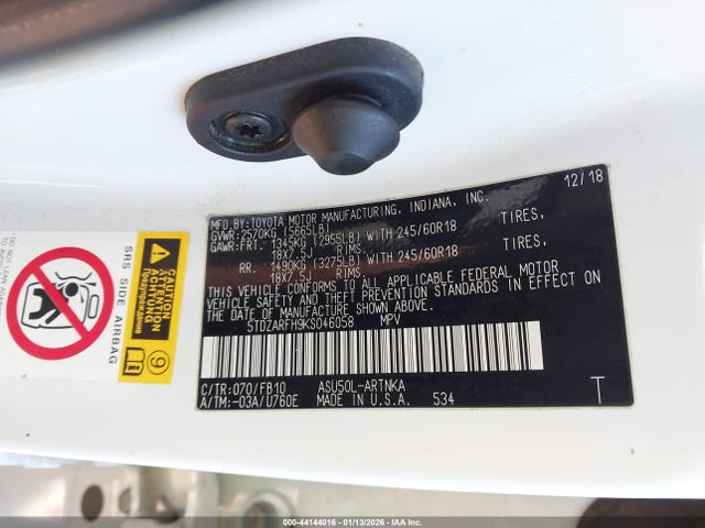 5TDZARFH9KS046058 Toyota Highlander Le