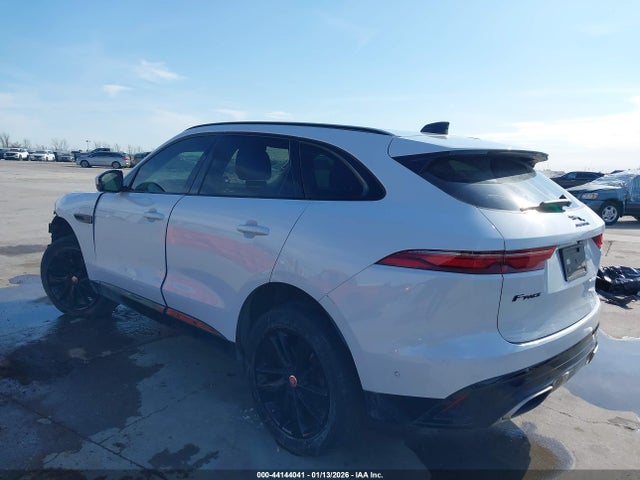 2021 JAGUAR F-PACE SADCJ2EU1MA667276 Photo 2