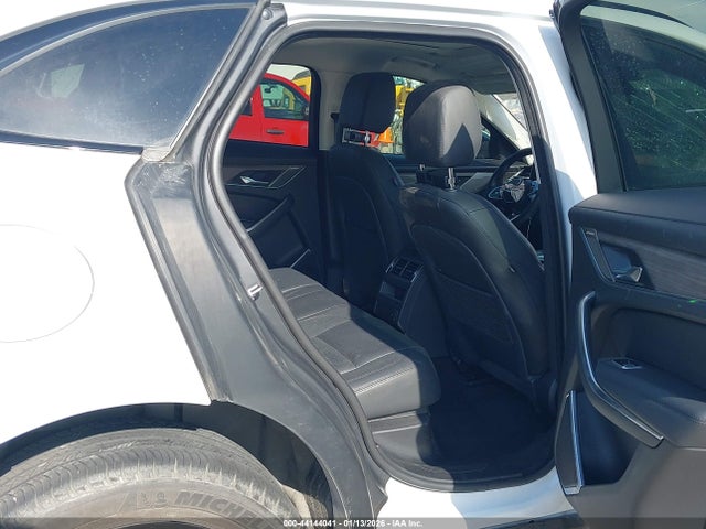 2021 JAGUAR F-PACE SADCJ2EU1MA667276 Photo 7