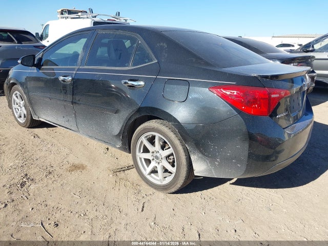 Toyota COROLLA SE 2019 5YFBURHE3KP863885 Image 3