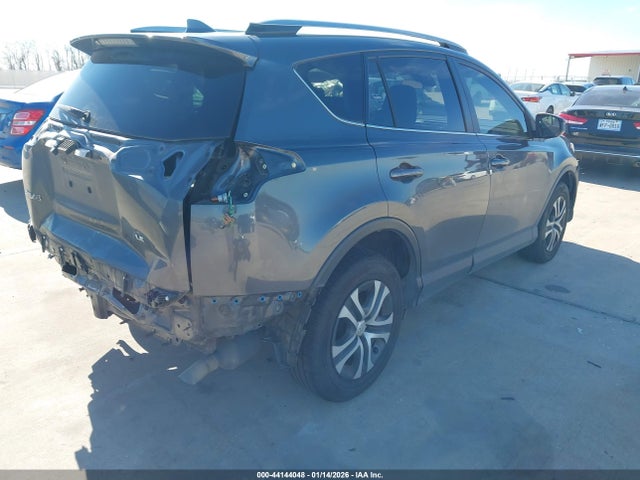 2017 TOYOTA RAV4 JTMZFREV5HD107936 Photo 3