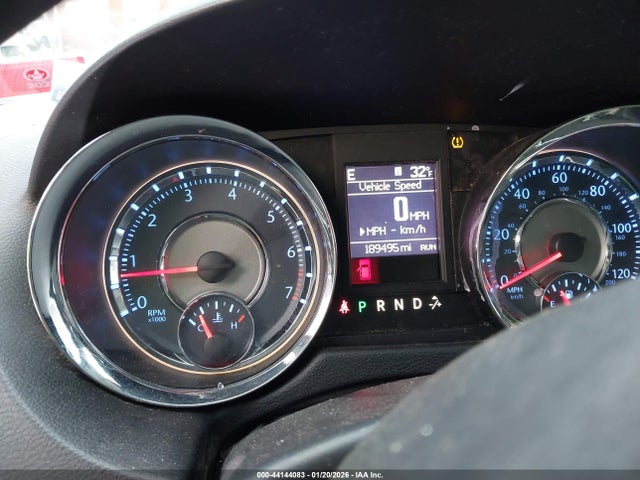 44144083 :رقم المزاد ، 2C4RC1BG2ER131507 vin ، 2014 Chrysler Town & Country Touring مزاد بيع