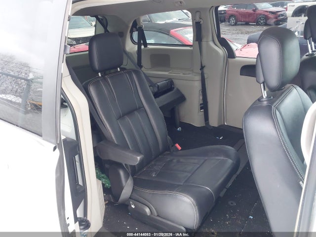 44144083 :رقم المزاد ، 2C4RC1BG2ER131507 vin ، 2014 Chrysler Town & Country Touring مزاد بيع