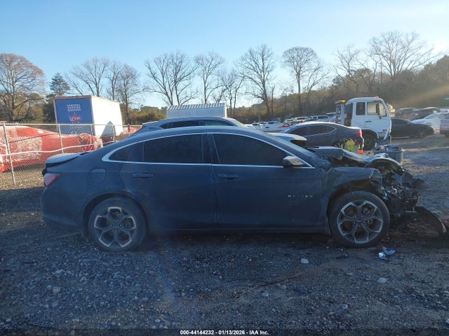 1G1ZD5ST0LF096061 Chevrolet Malibu Fwd Lt