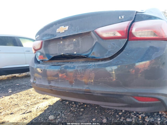 1G1ZD5ST0LF096061 Chevrolet Malibu Fwd Lt