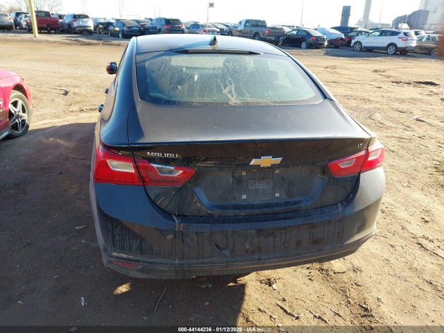 Продаж на аукціоні авто 2018 Chevrolet Malibu Lt, vin: 1G1ZD5ST3JF179092, номер лоту: 44144236