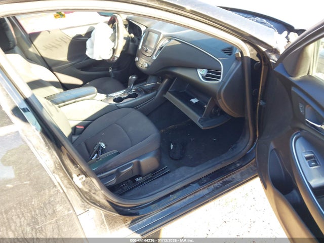 Продаж на аукціоні авто 2018 Chevrolet Malibu Lt, vin: 1G1ZD5ST3JF179092, номер лоту: 44144236