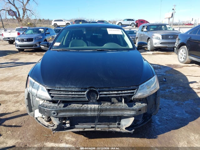 44144268 :رقم المزاد ، 3VWD07AJ6EM289095 vin ، 2014 Volkswagen Jetta 1.8t Se مزاد بيع