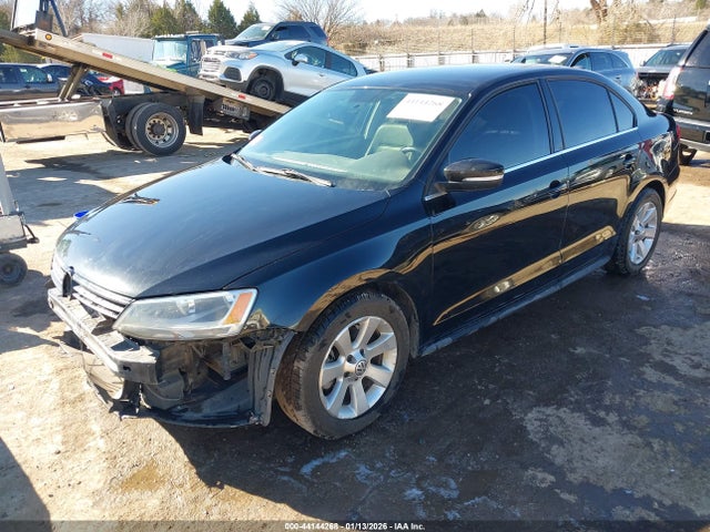 44144268 :رقم المزاد ، 3VWD07AJ6EM289095 vin ، 2014 Volkswagen Jetta 1.8t Se مزاد بيع