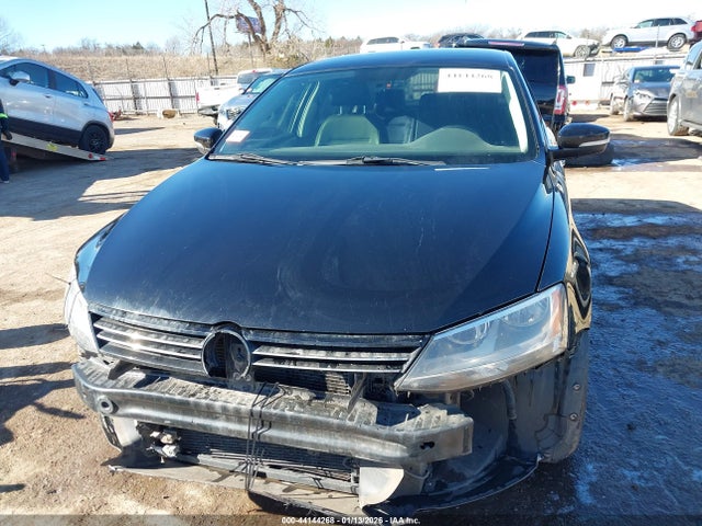 44144268 :رقم المزاد ، 3VWD07AJ6EM289095 vin ، 2014 Volkswagen Jetta 1.8t Se مزاد بيع