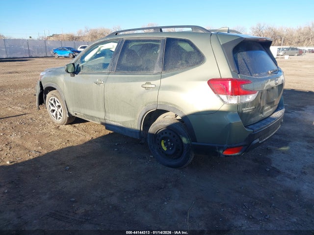 JF2SKAJC1LH553233 Subaru Forester Premium