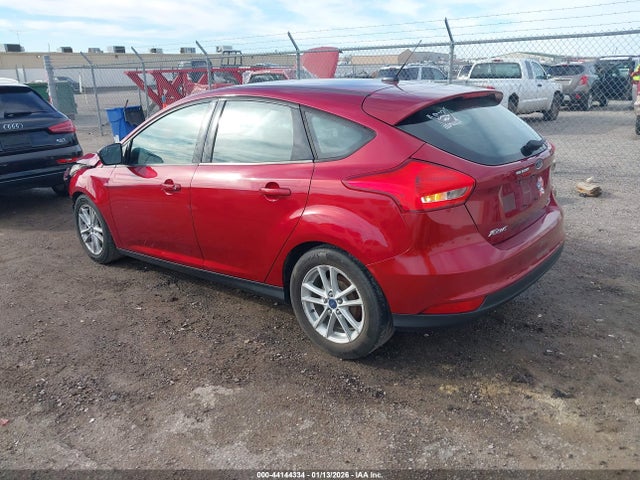 Ford FOCUS SE 2016 1FADP3K25GL217023 Image 3