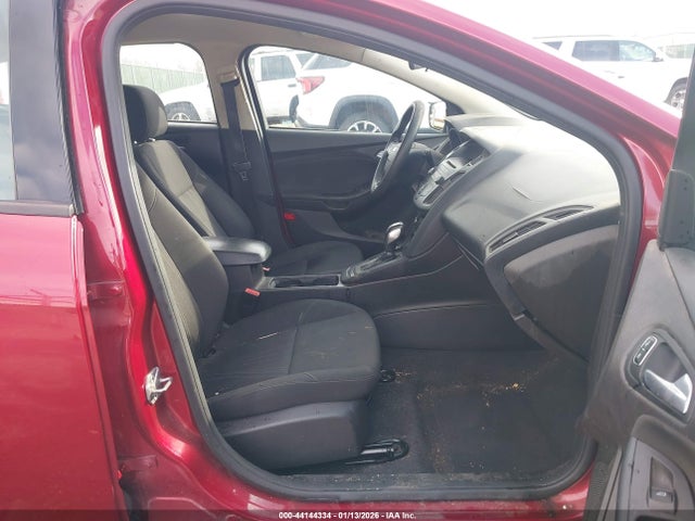 Ford FOCUS SE 2016 1FADP3K25GL217023 Image 5