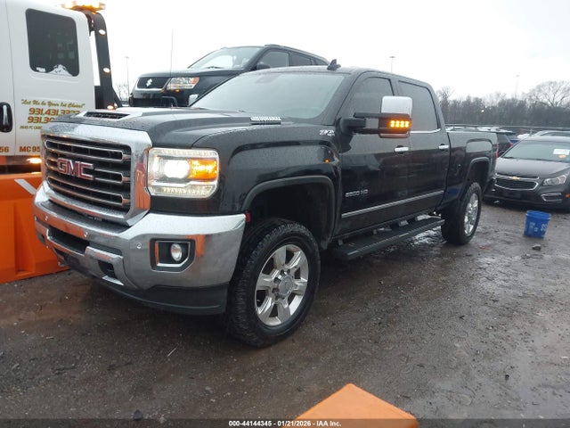 GMC Sierra 2500hd Slt 2017 1GT12TEY7HF150503 Image 2