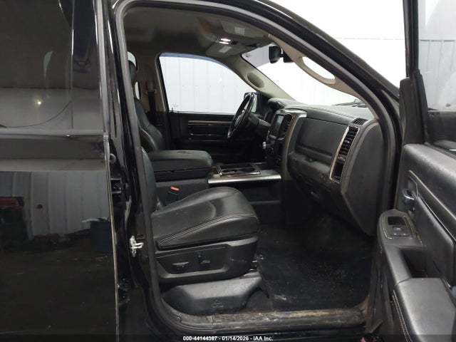 44144367 :رقم المزاد ، 1C6RR7MT3FS539212 vin ، 2015 Ram 1500 Sport مزاد بيع