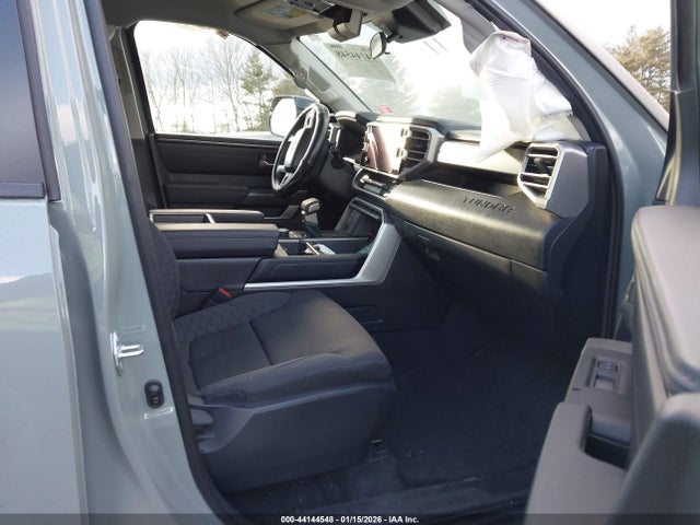 Toyota Tundra Sr5 2024 5TFLA5DB3RX227013 Image 5