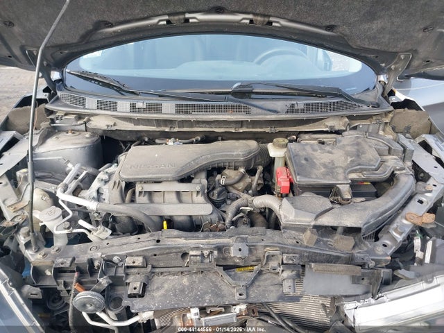 JN1BJ1CR5JW287777 Nissan Rogue Sport S