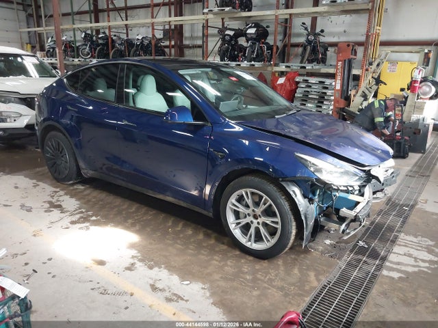 2023 TESLA MODEL Y 7SAYGDEE4PF871234 Photo 0