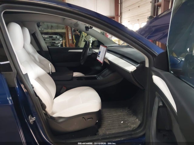2023 TESLA MODEL Y 7SAYGDEE4PF871234 Photo 4