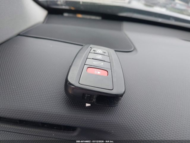 2024 TOYOTA 4RUNNER JTEEU5JRXR5310625 Photo 10