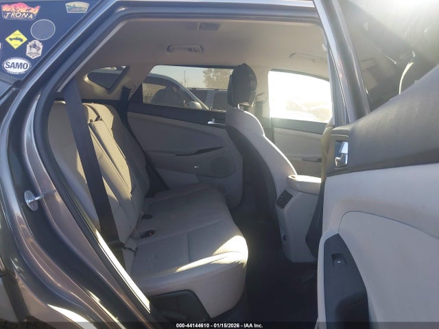 KM8J33AL7LU178874 Hyundai Tucson Sport