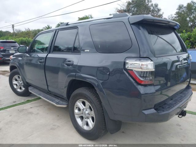 2024 TOYOTA 4RUNNER jteeu5jr8r5312891 Photo 2