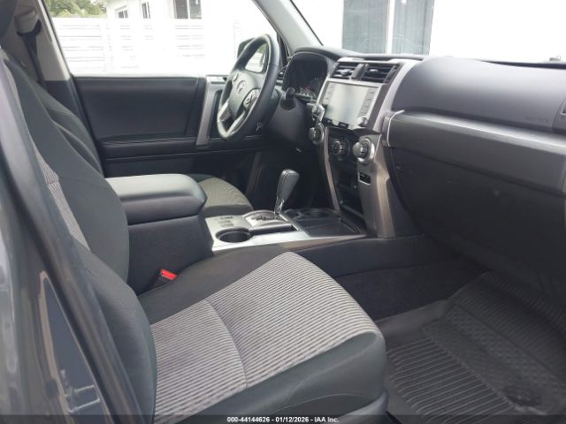 2024 TOYOTA 4RUNNER jteeu5jr8r5312891 Photo 4