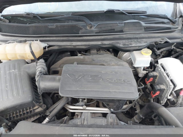 1C6RRFFGXKN673069 RAM 1500 Big Horn/lone Star 4x4 5&#039;7 Box