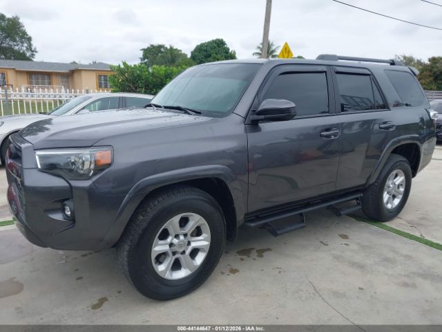 2022 TOYOTA 4RUNNER JTEEU5JR1N5269893 Photo 1