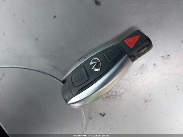 2017 INFINITI QX30 SJKCH5CP4HA027152 Photo 10