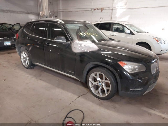 2013 BMW X1 WBAVL1C59DVR82837