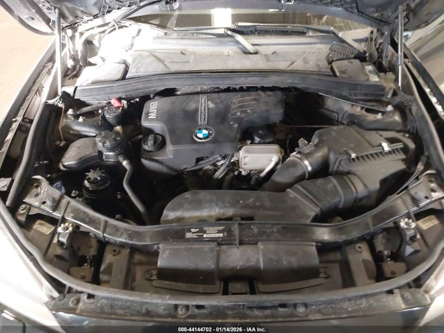 2013 BMW X1 WBAVL1C59DVR82837 Photo 5