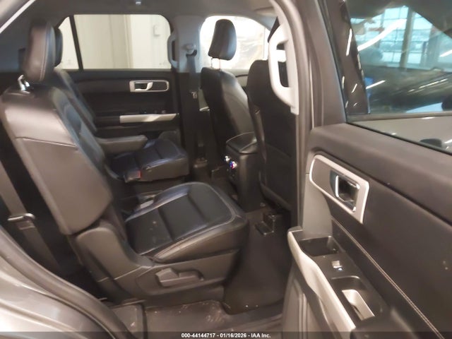 2021 FORD EXPLORER 1FMSK8DH4MGA23422 Photo 7