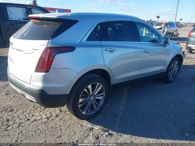 2020 CADILLAC XT5 1GYKNCR45LZ218379 Photo 3