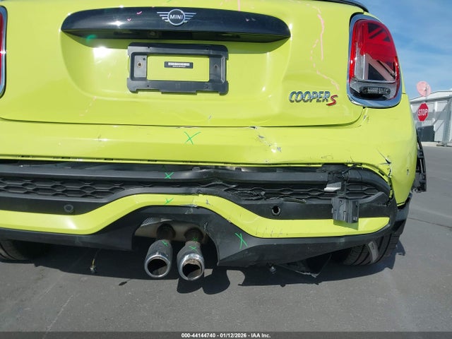 2023 MINI CONVERTIBLE WMW43DL08P3P95204 Photo 5