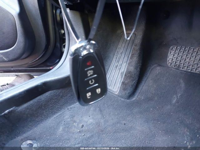 2023 CHEVROLET MALIBU 1G1ZD5ST4PF245884 Photo 10