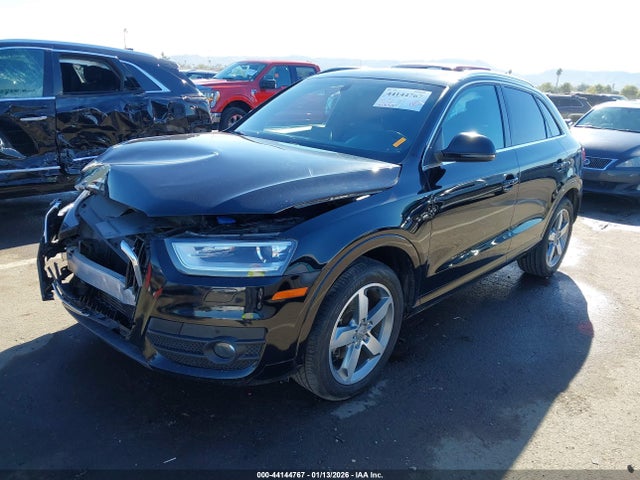 WA1EFCFS9FR010605 Audi Q3 2.0t Premium Plus